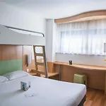 Ibis Budget Poitiers Site Du Futuroscope Hotel 2*