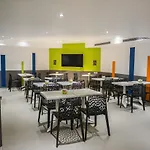 Ibis Budget Poitiers Site Du Futuroscope Hotel 2*