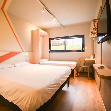 호텔 Ibis Budget Poitiers Site Du Futuroscope 샤세노일 뒤 푸아투