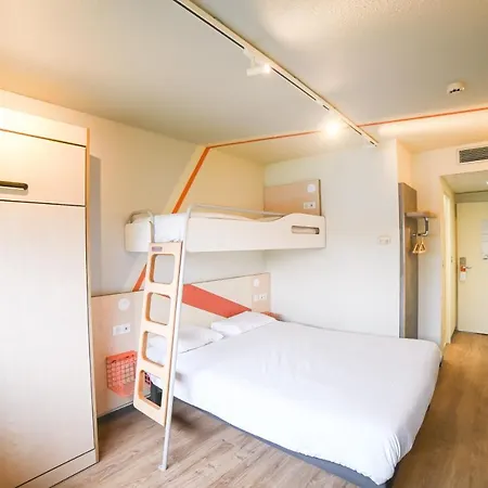 Ibis Budget Poitiers Site Du Futuroscope 2*