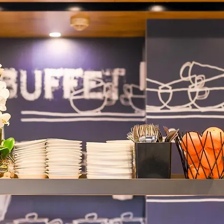 Отель Ibis Budget Poitiers Site Du Futuroscope 2*