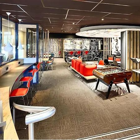 Отель Ibis Budget Poitiers Site Du Futuroscope Чассенеуил-Ду-Поитоу