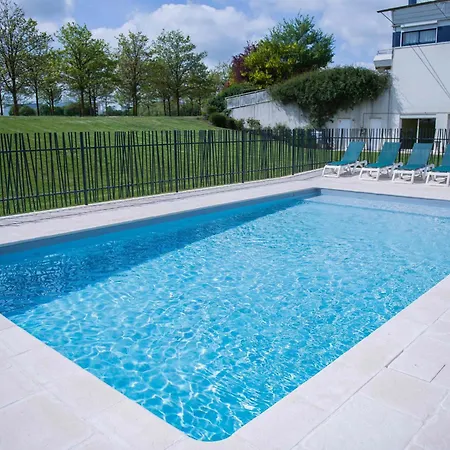 Ibis Budget Poitiers Site Du Futuroscope Отель 2*