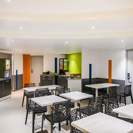 Ibis Budget Poitiers Site Du Futuroscope 2* Чассенеуил-Ду-Поитоу