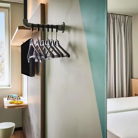 Ibis Budget Poitiers Site Du Futuroscope Hotell